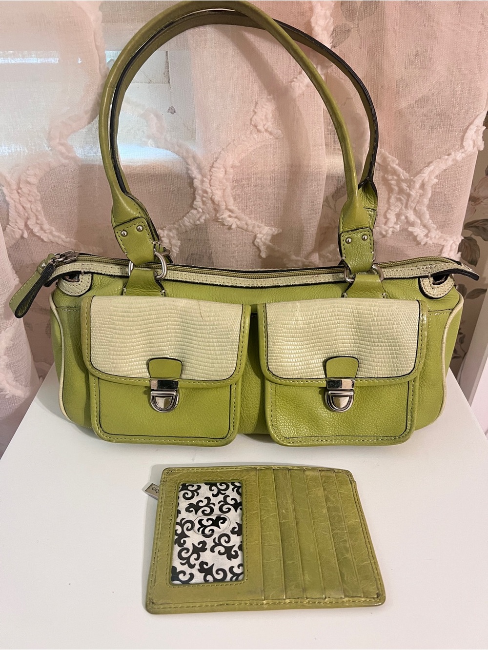Fossil Genuine Leather Lime Green Shoulder Handbag  w/ Matching Card Holder Y2K